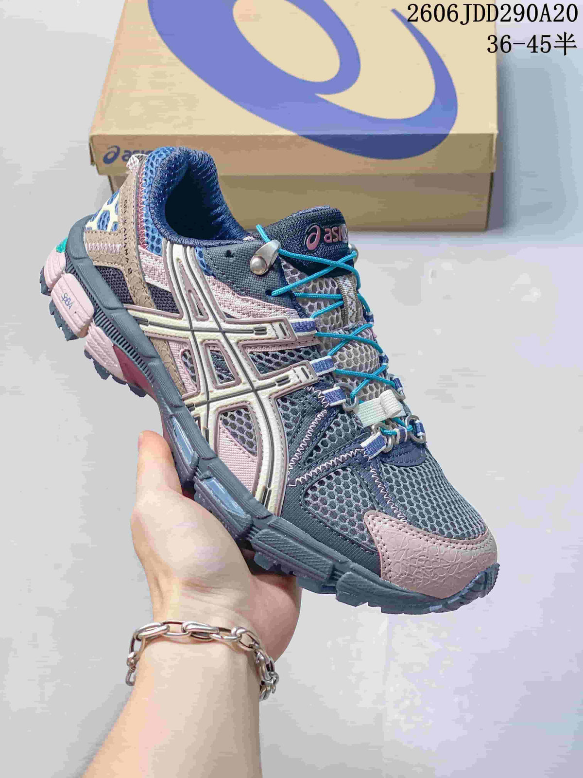 ASICS Gel-Kahana 8 Trail Running Shoes Gray Pink