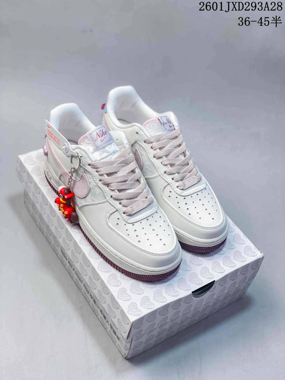 Nike Air Force 1 ’07 Low White Pink Sneakers