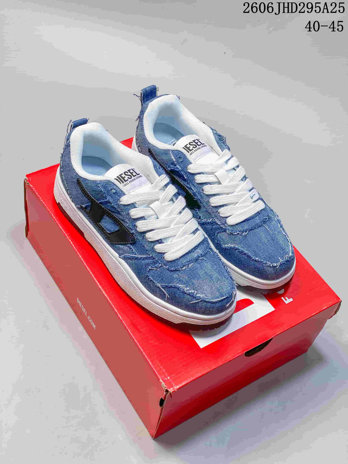Diesel S-UKIYO V2 Low-Top Sneakers in Denim