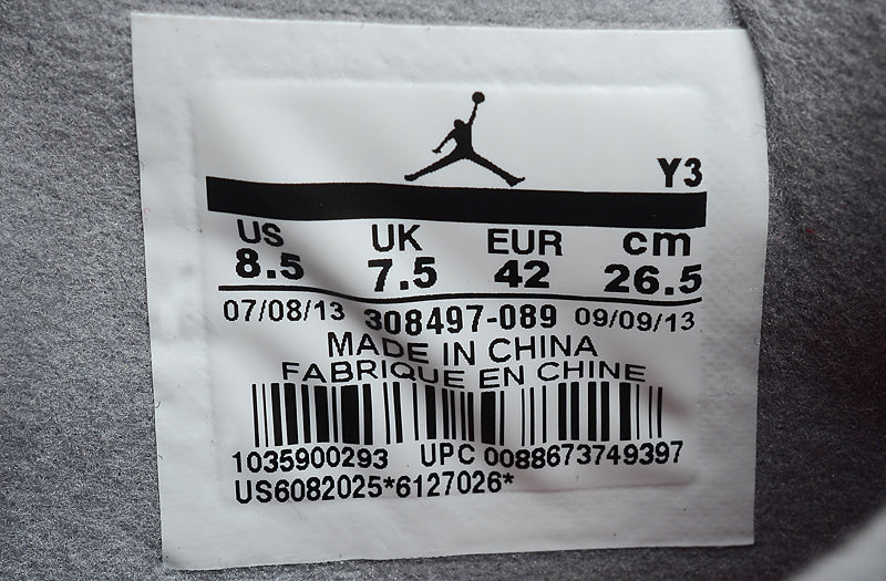 Size label showing US 8.5, UK 7.5, EUR 42 and CM 26.5.