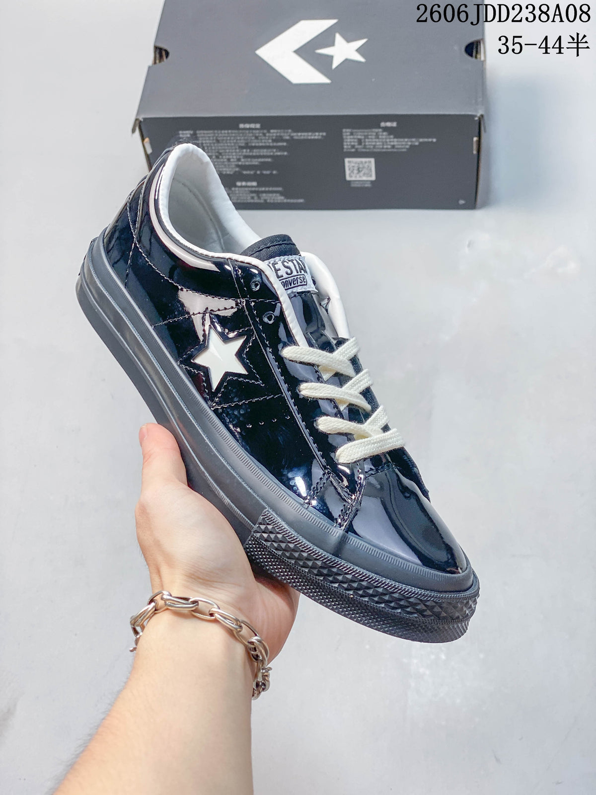 Converse One Star Low-Top Sneakers in Glossy Navy