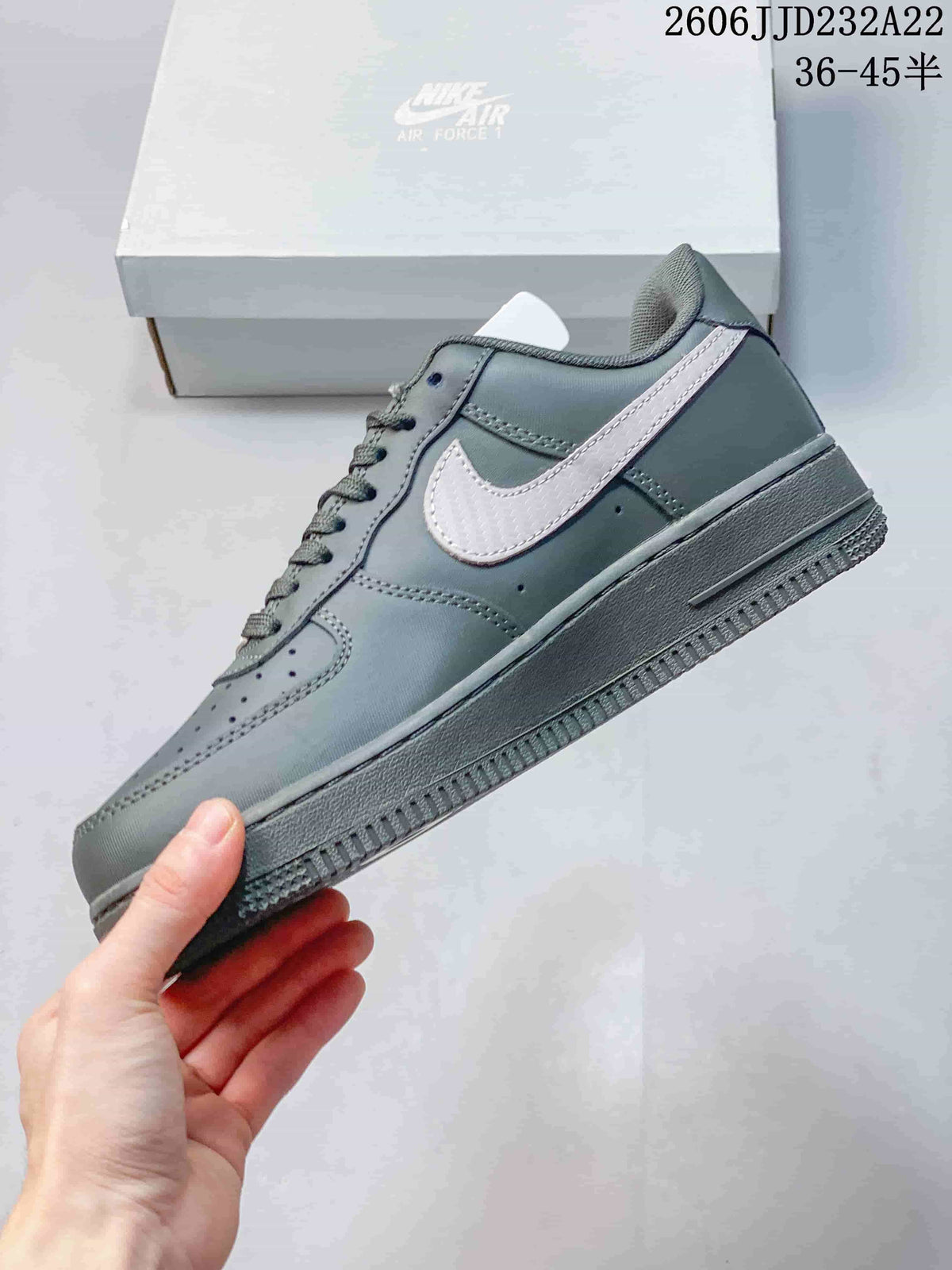 Nike Air Force 1 '07 Low Sneakers in Gray