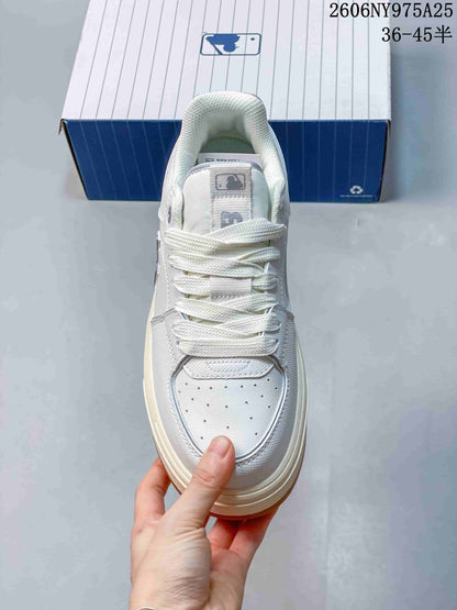 MLB Chunky Liner White Low-Top Sneakers 3ASXCA12N
