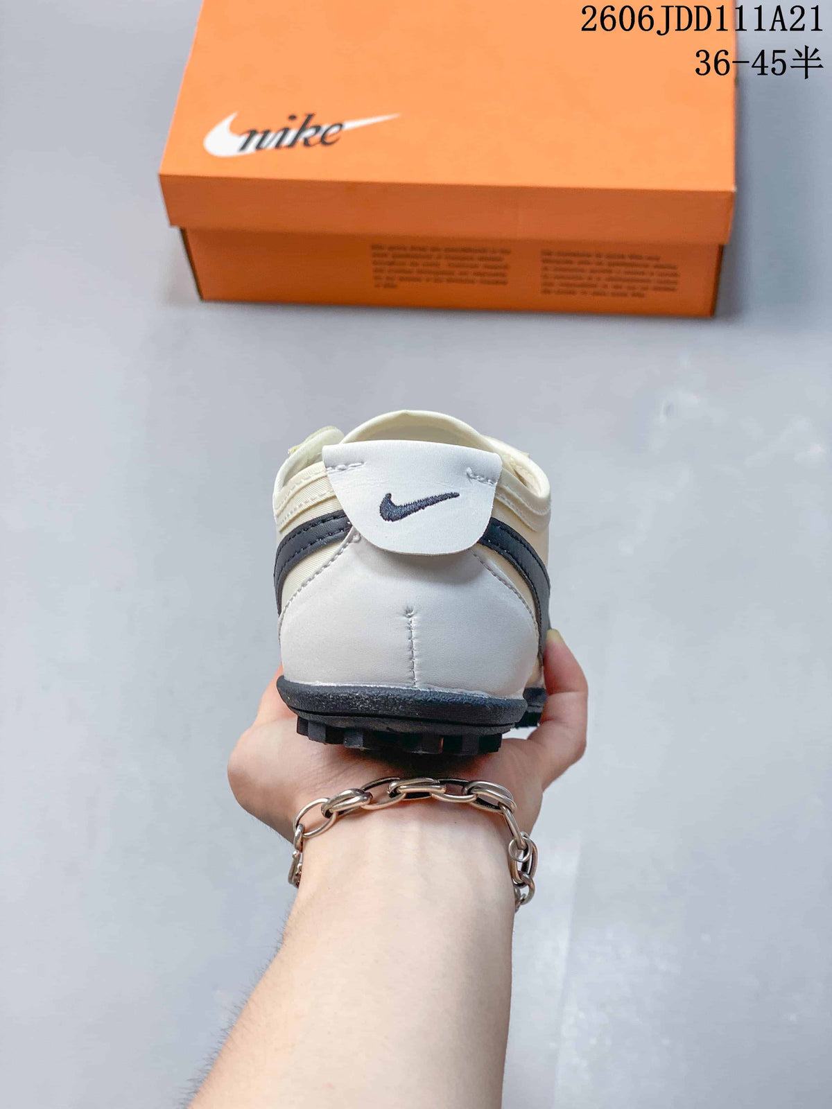Nike Moon Shoe OG Summit Low-Top Sneakers IW0955-100
