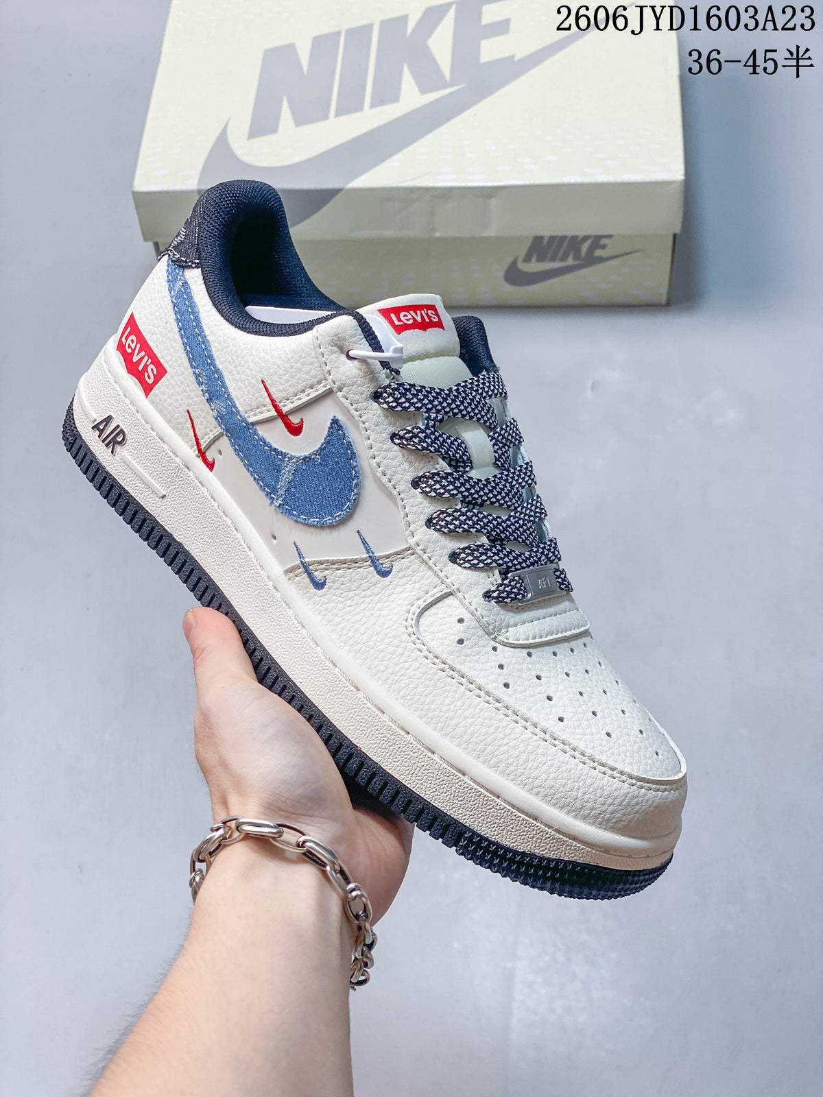 Nike Air Force 1 '07 Low Graphic Sneakers