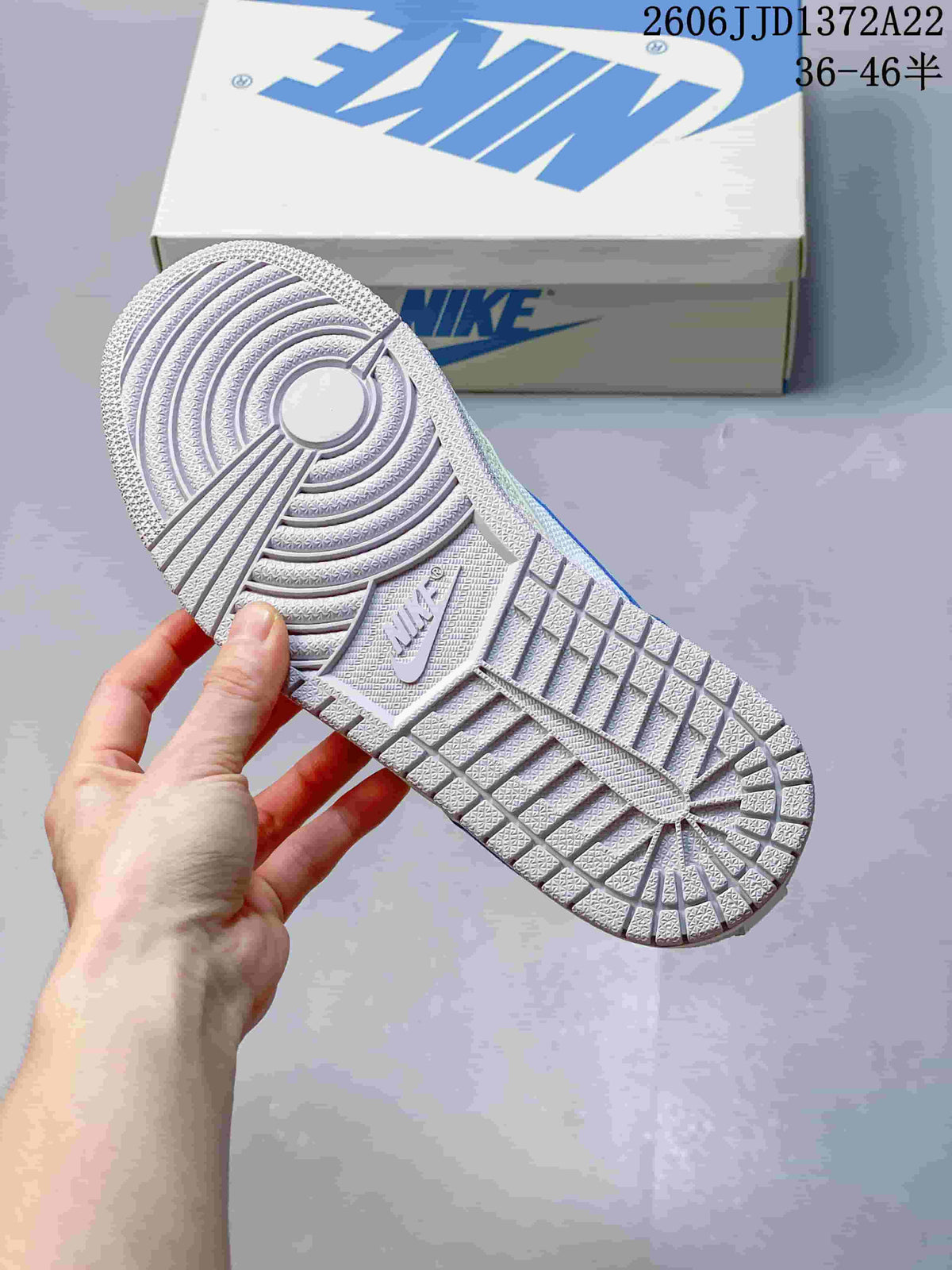 Jordan Air Jordan Skyline Low-Top Sneakers in White, Blue and Gray
