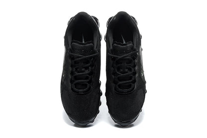 Nike Air Max Black Low-Top Sneakers