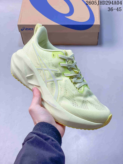 ASICS NOVABLAST 5 LE Running Shoes 1011B974-031