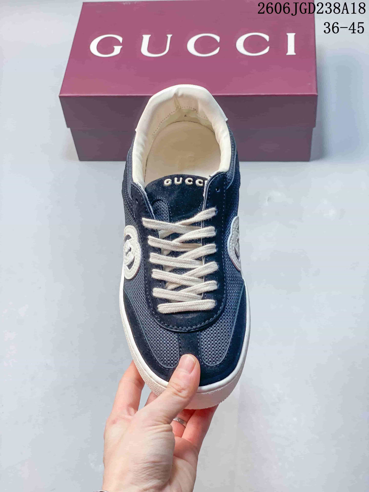 Gucci G75 Low-Top Sneakers in Navy and White