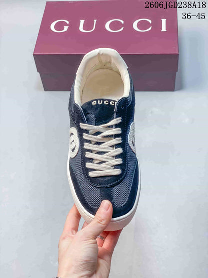Gucci G75 Low-Top Sneakers in Navy and White
