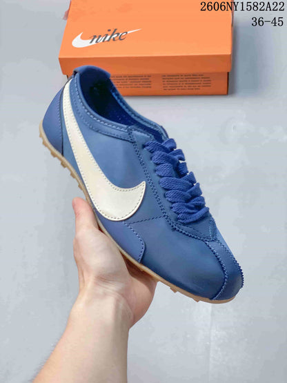 Nike Moon Shoe OG Summit Low-Top Sneakers IW0955-100