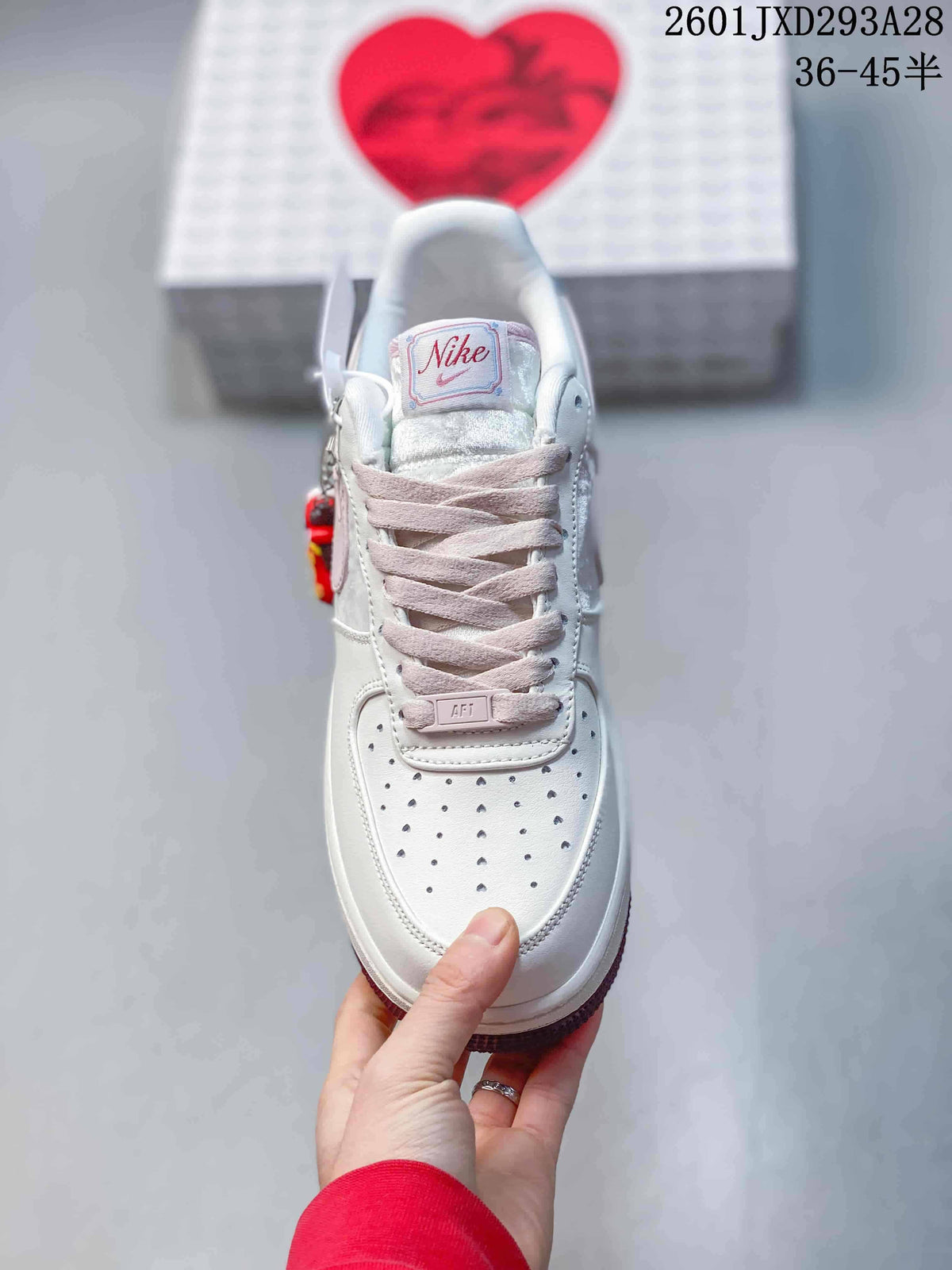 Nike Air Force 1 ’07 Low White Pink Sneakers