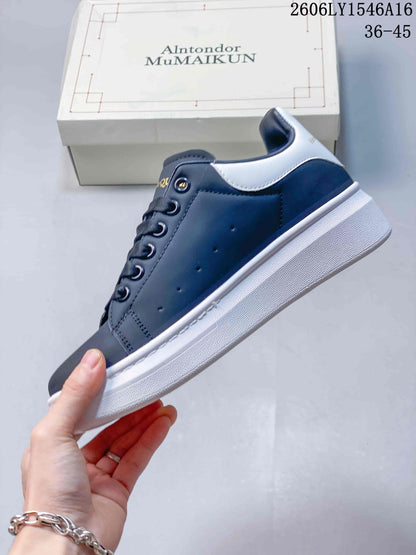 Alexander McQueen Low-Top Sneakers in Navy and White