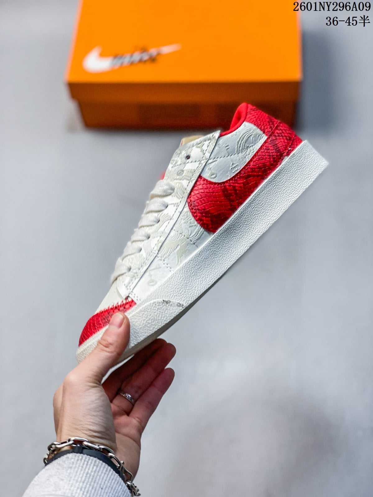 Nike Blazer Low '77 Jumbo Sneakers White Red