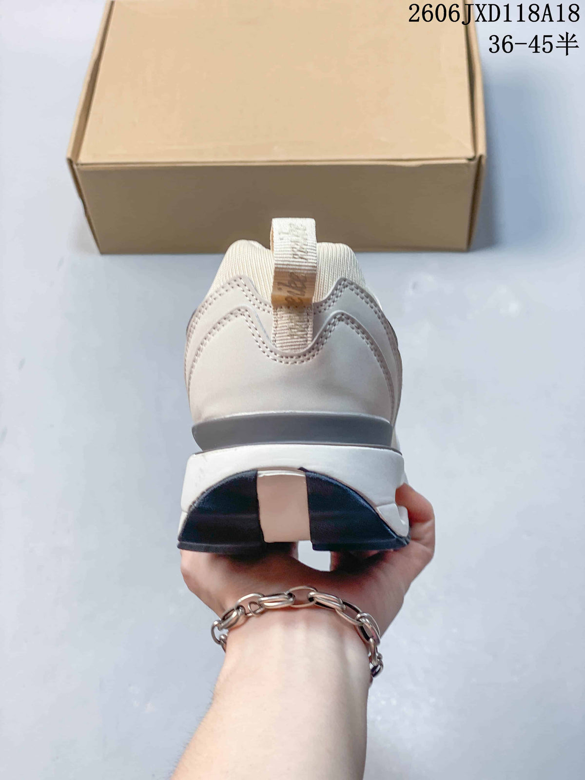 Nike Air Max Dawn Low-Top Sneakers