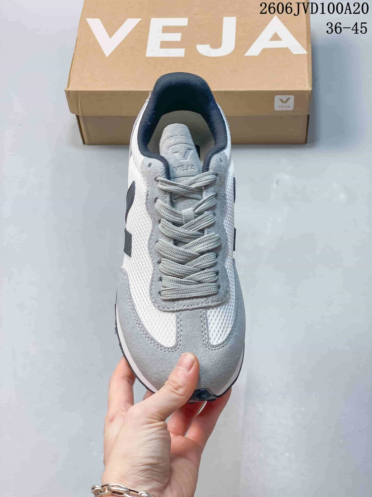 Veja Esplar Low Sneakers White Grey Navy 06JVD100A20