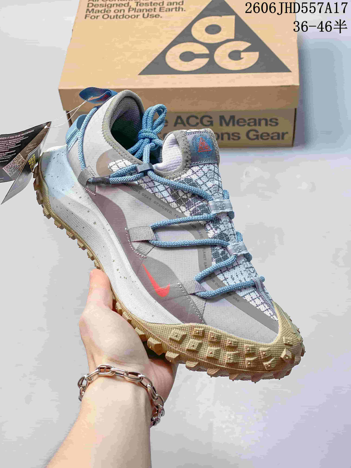 Nike ACG Mountain Fly Outdoor Sneakers