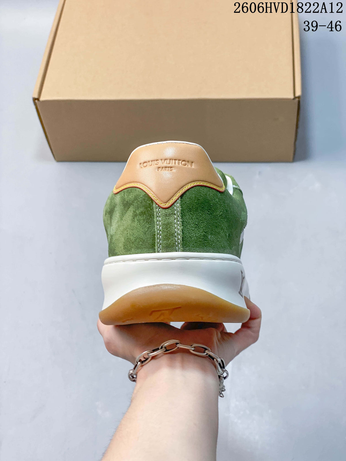 Louis Vuitton Green Low-Top Lace-Up Sneakers