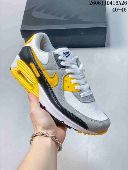 Nike Air Max 90 Retro Sneakers