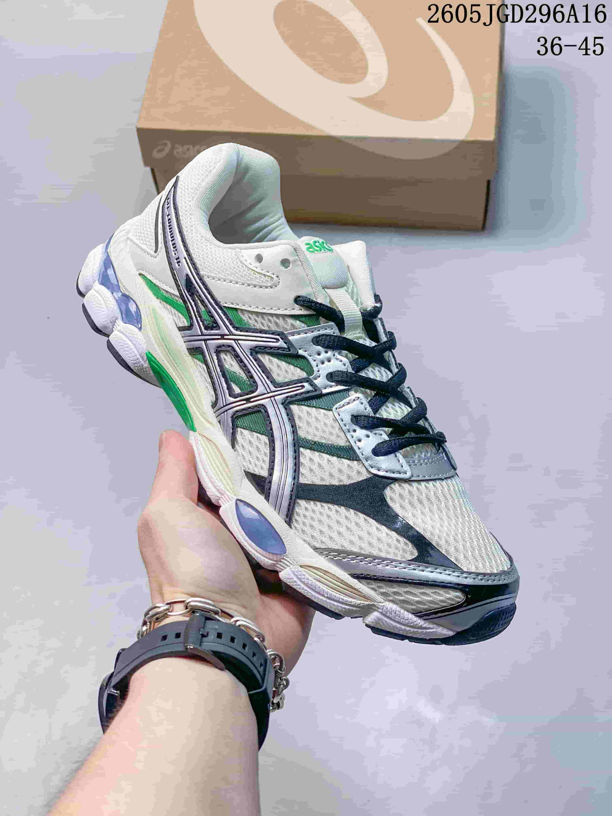 ASICS Gel-Cumulus 16 Mesh Sneakers