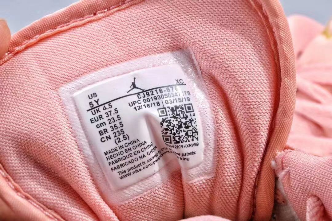 Close-up of the interior size label showing US 5Y and EUR 37.5 on the photographed shoe.