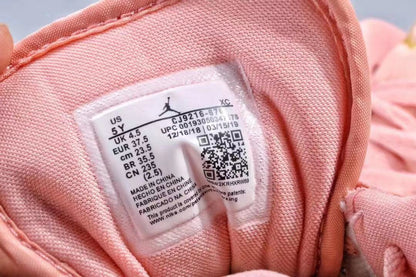 Close-up of the interior size label showing US 5Y and EUR 37.5 on the photographed shoe.