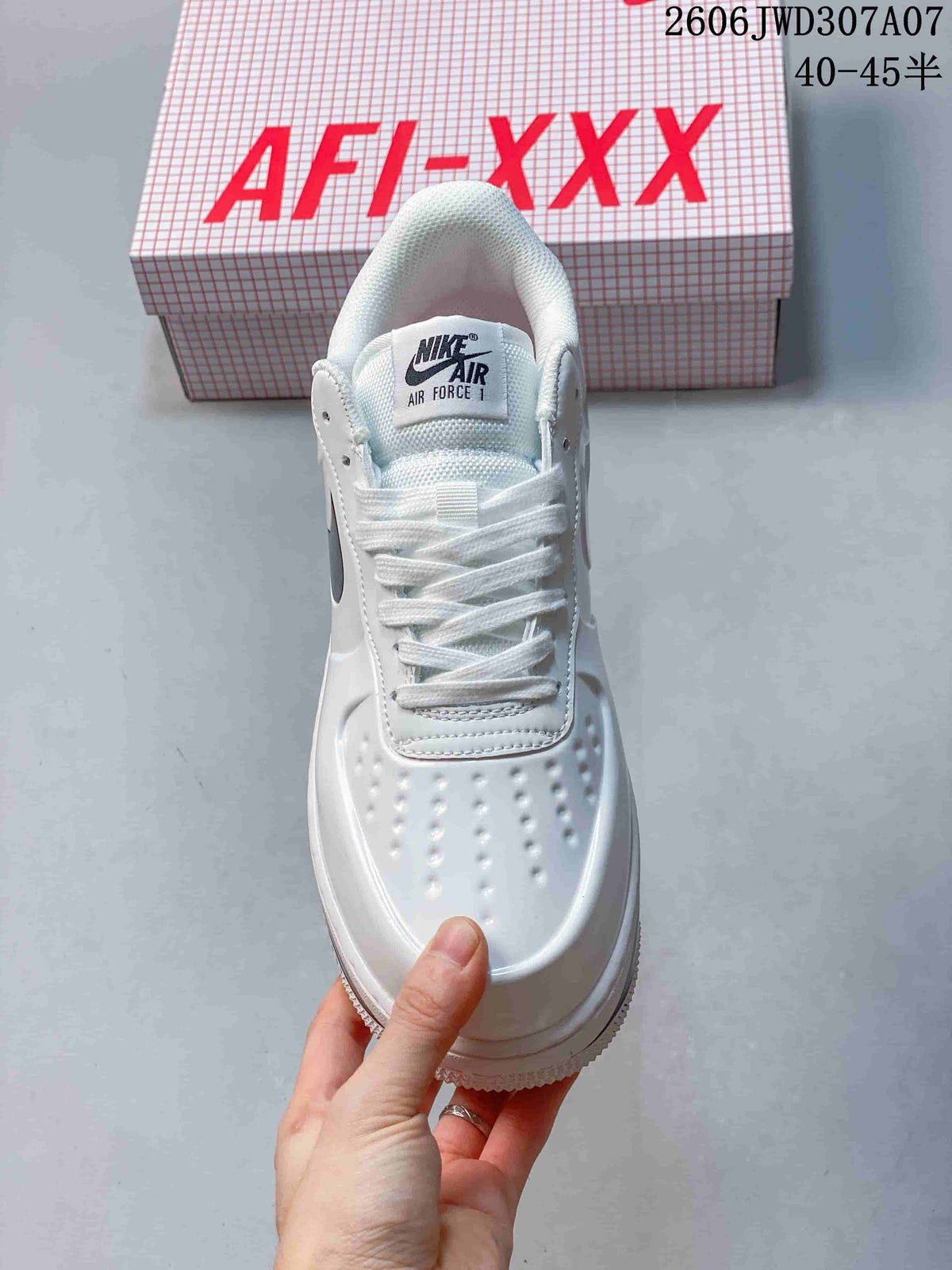Nike Air Force 1 Posite FL Max Low-Top Sneakers