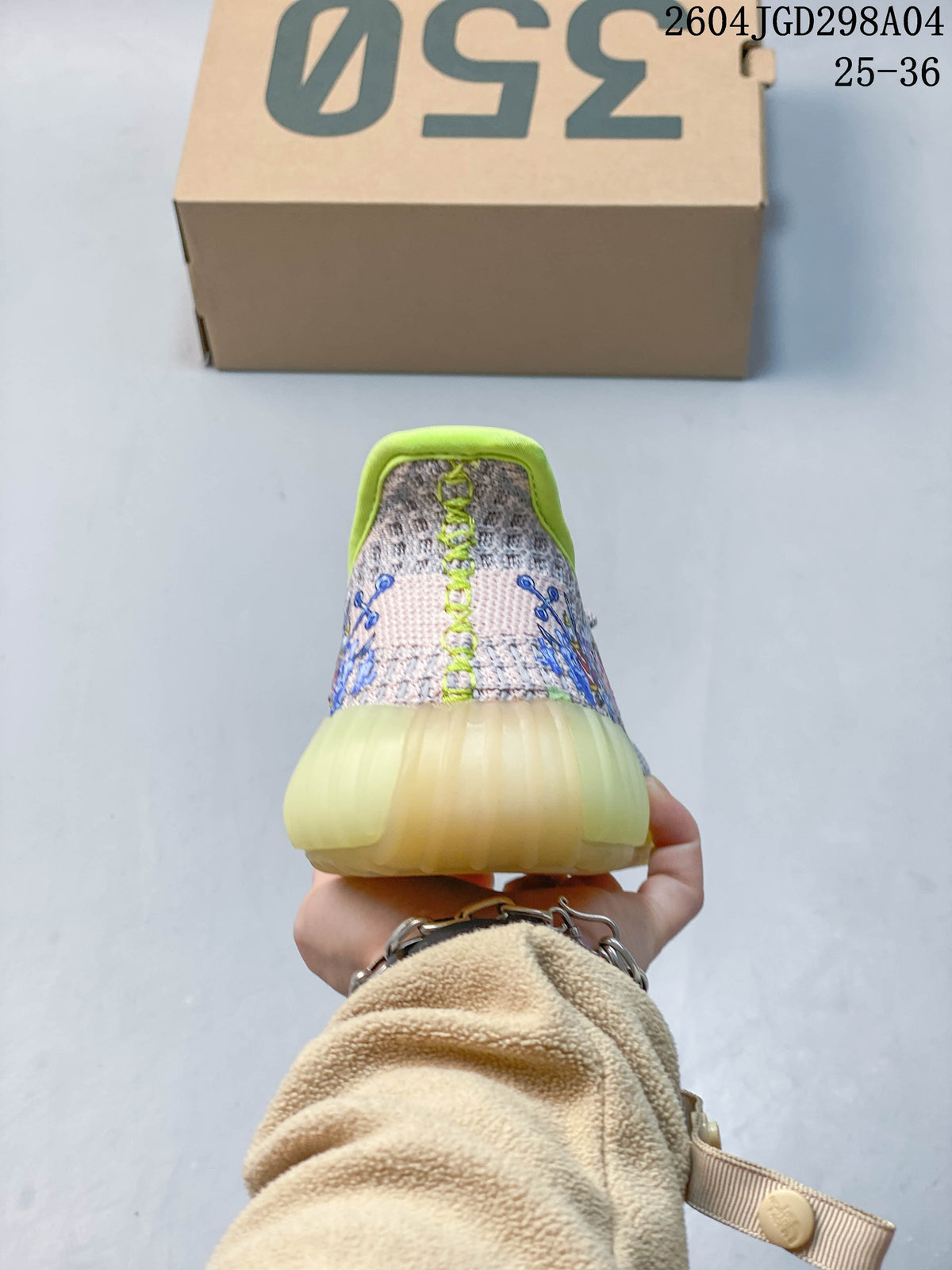 Adidas Yeezy Boost 350 V2 Kids Sneakers with Cartoon Print