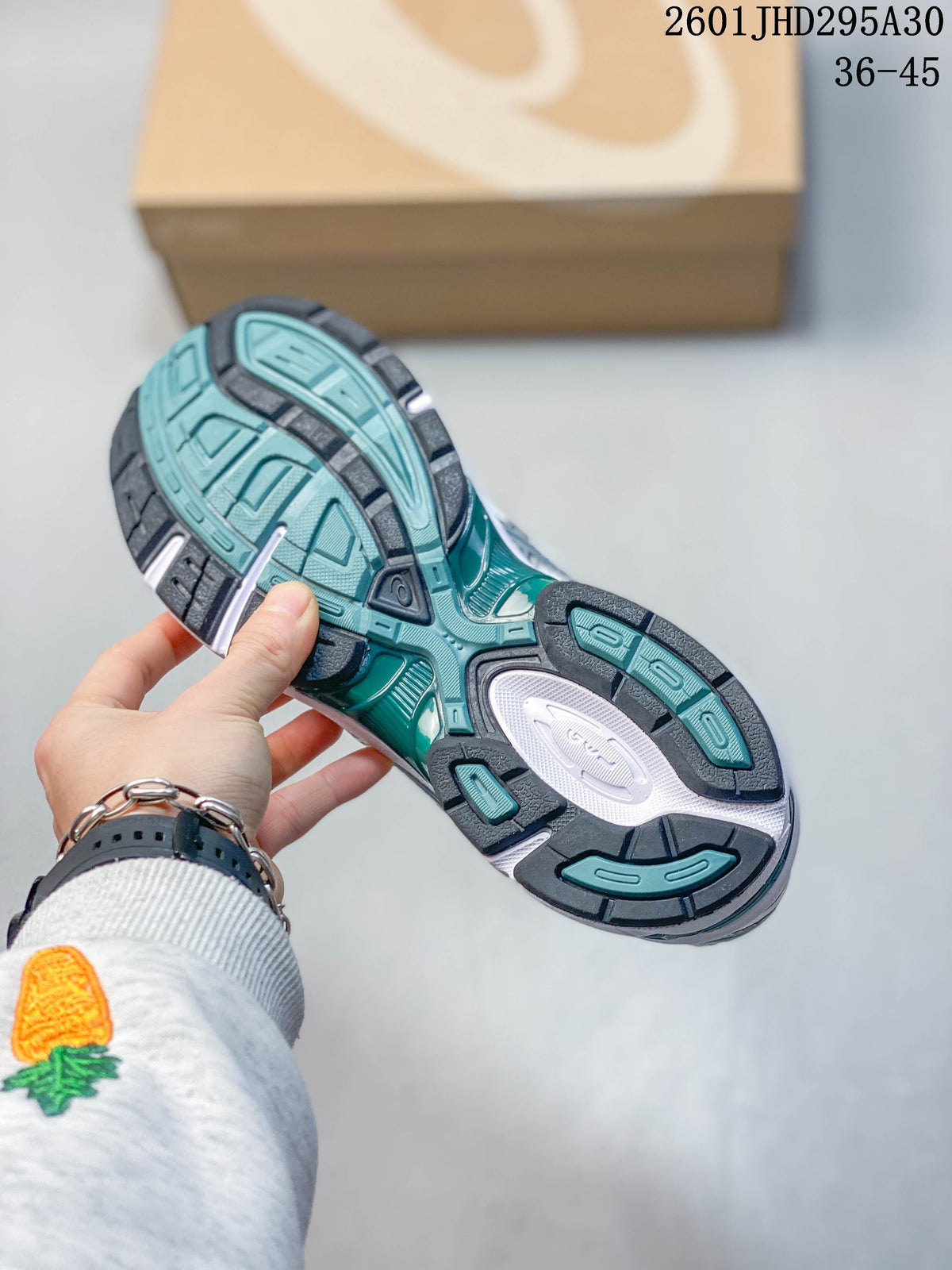 ASICS GEL-Nimbus 10.1 1203A543-400 Sneakers