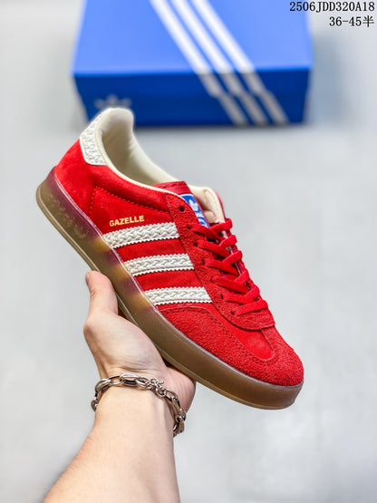 Adidas Gazelle Low-Top Sneakers with Gum Sole