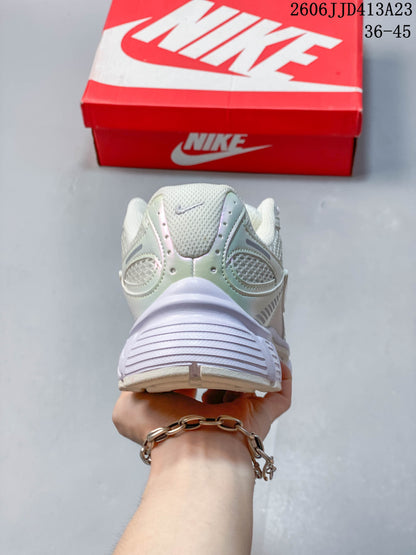 Nike Air Zoom Winflo 12 Running Shoes, White