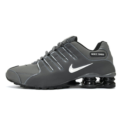 Nike Shox NZ Low-Top Sneakers