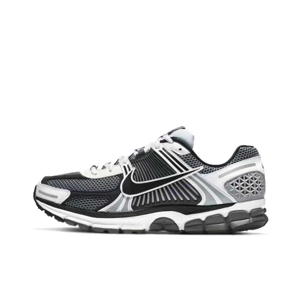 Nike CL1694-001 Black and White Sneakers