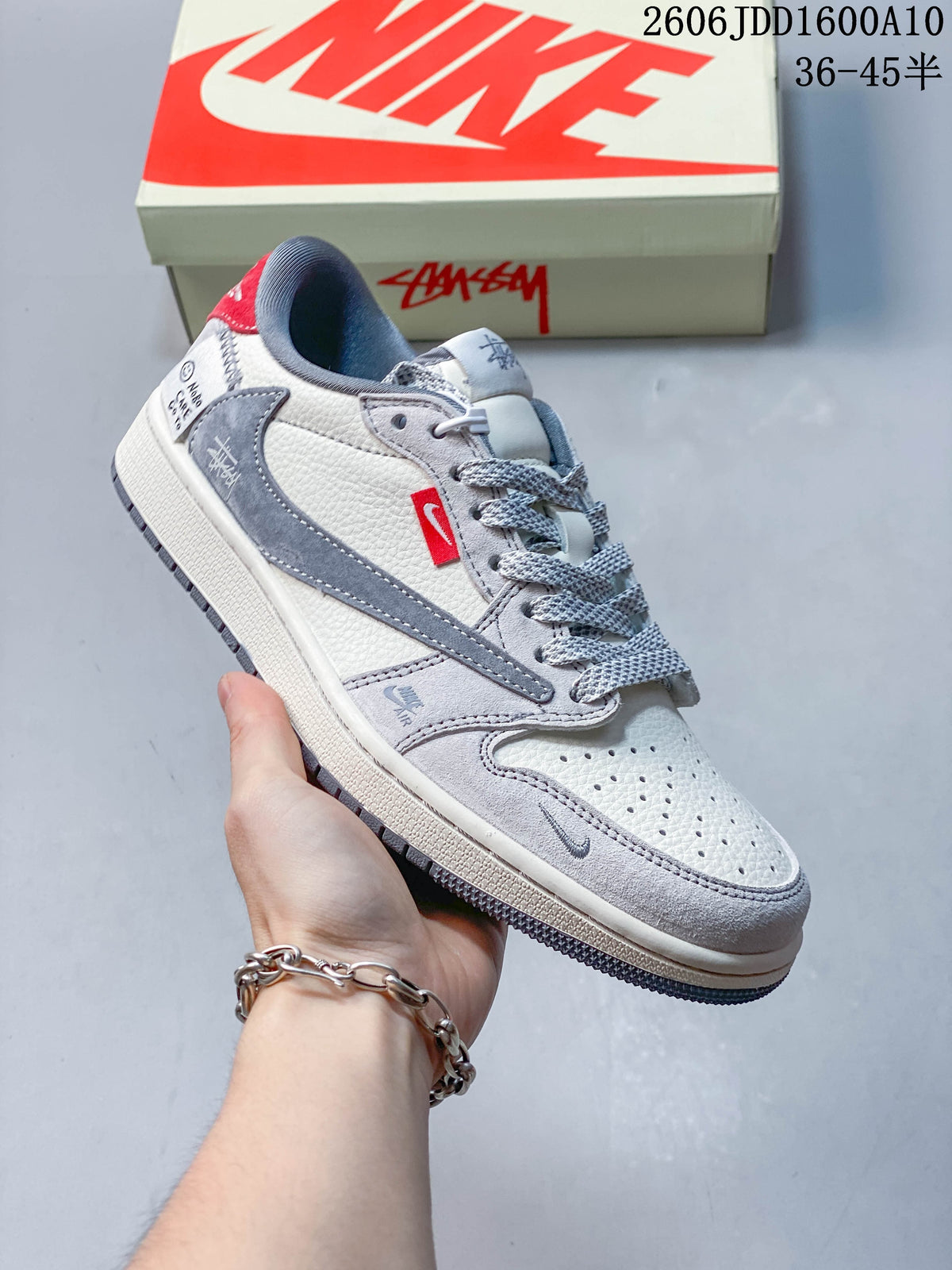 Jordan 1 Low Travis Scott x Stüssy-Style Sneakers Grey Red