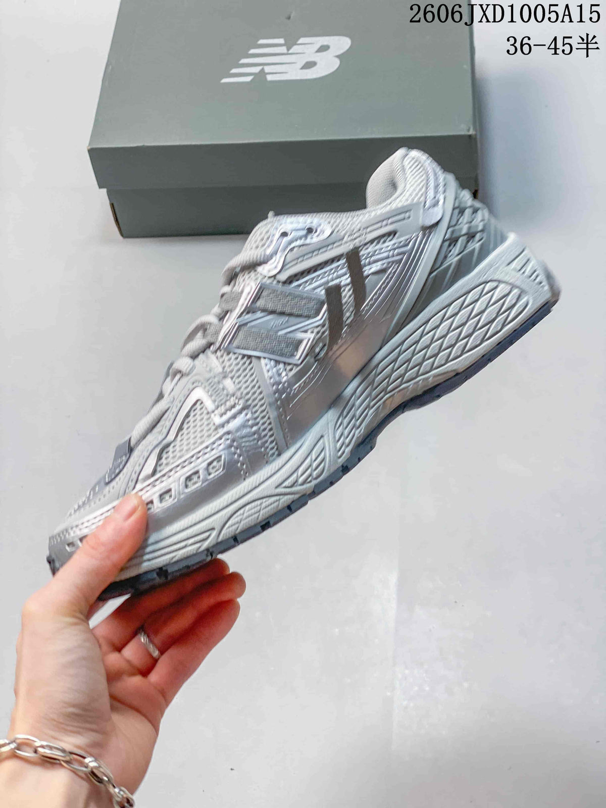New Balance 1906 Silver Grey Retro Sneakers U1906AG