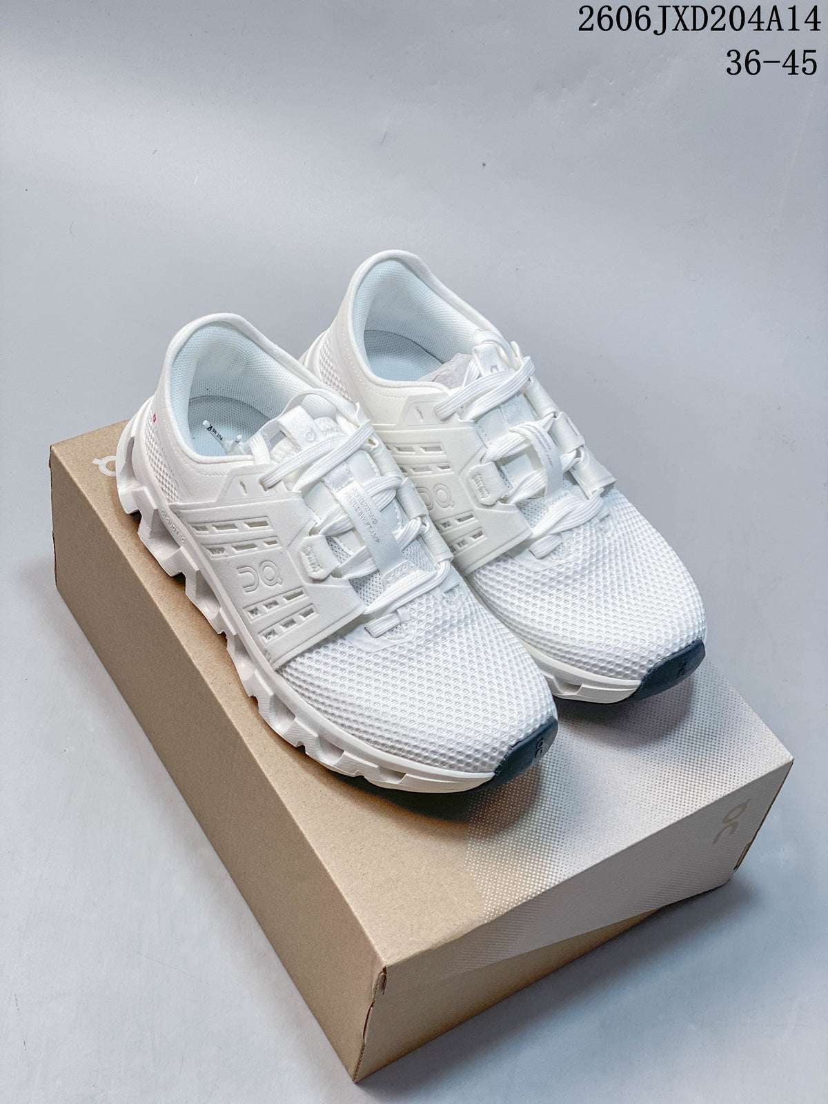 On Cloudswift Amp Running Shoes, White, 06JXD204A14_002
