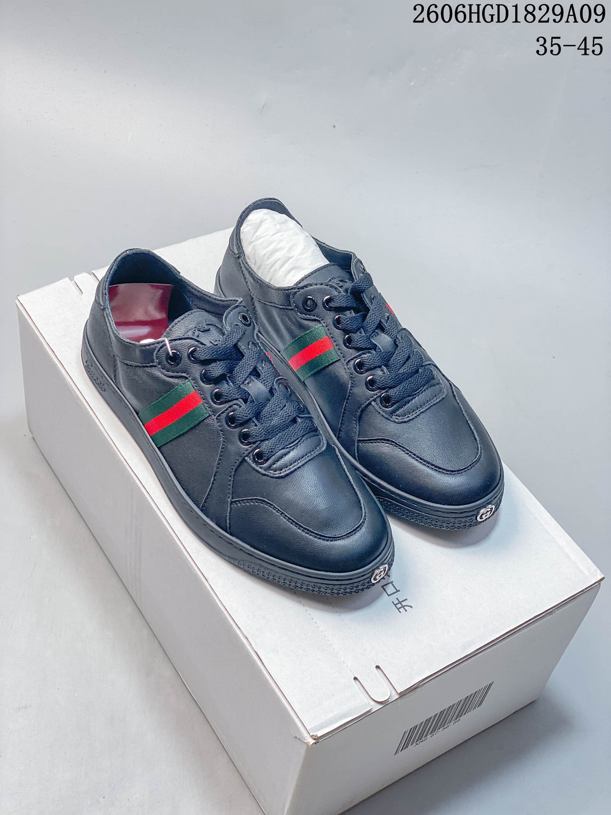 Gucci Low-Top Sneakers with Green-Red Web Stripe, Navy