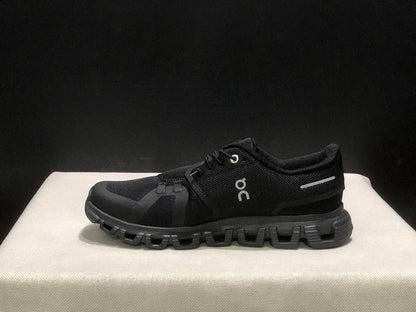 On Cloud 6 Black Sneakers