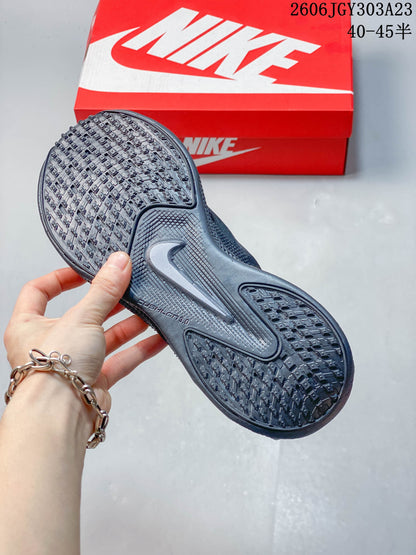Nike Ava Rover Low-Top Running Shoes in Charcoal