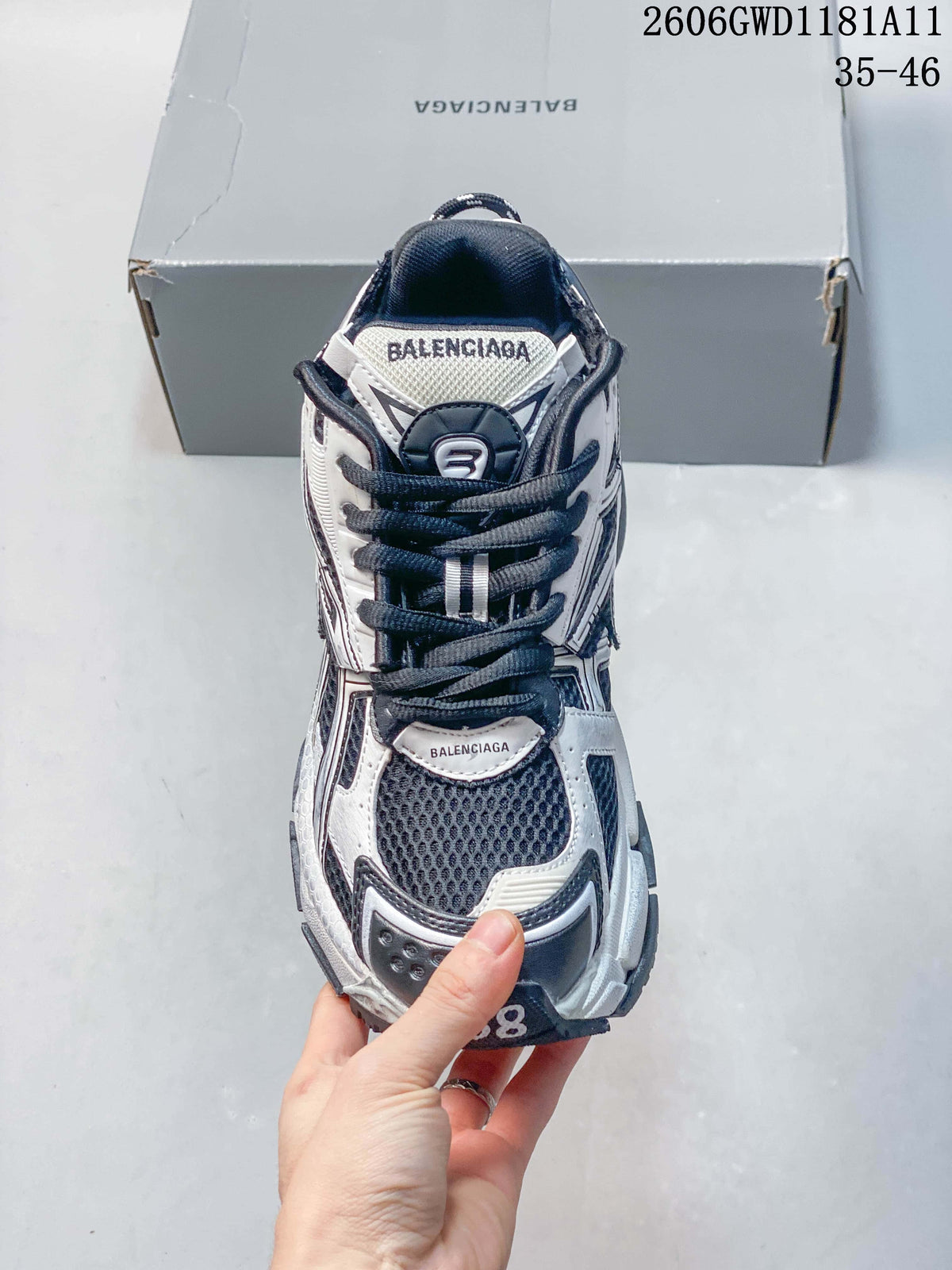 Balenciaga Runner Gradient Low-Top Sneakers, White and Navy