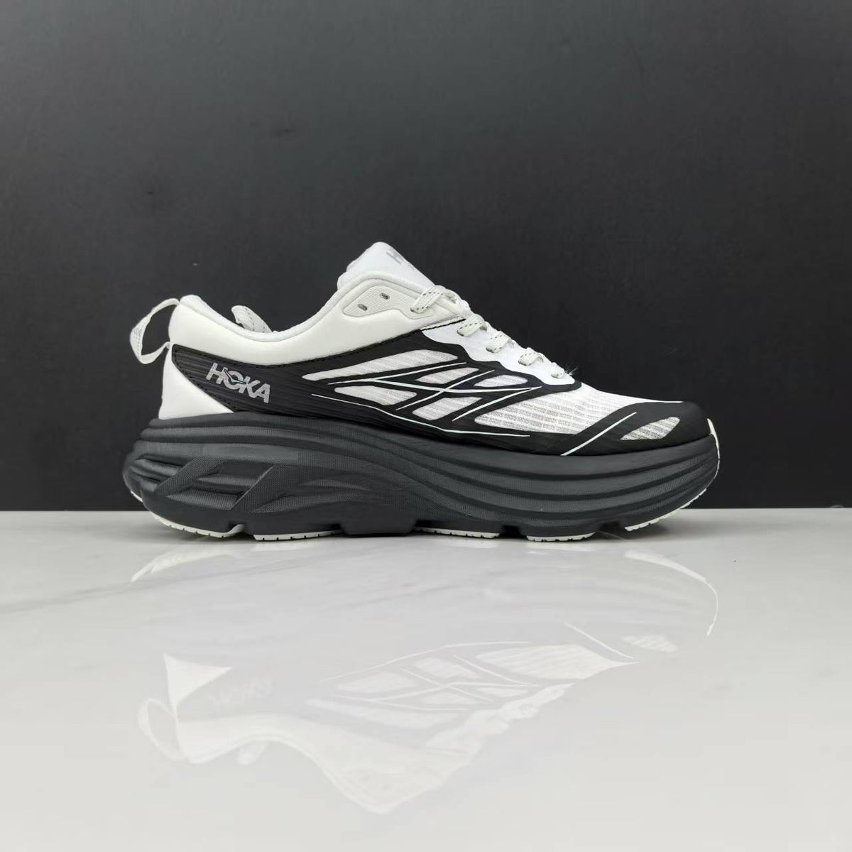 HOKA Bondi 8 Running Shoes