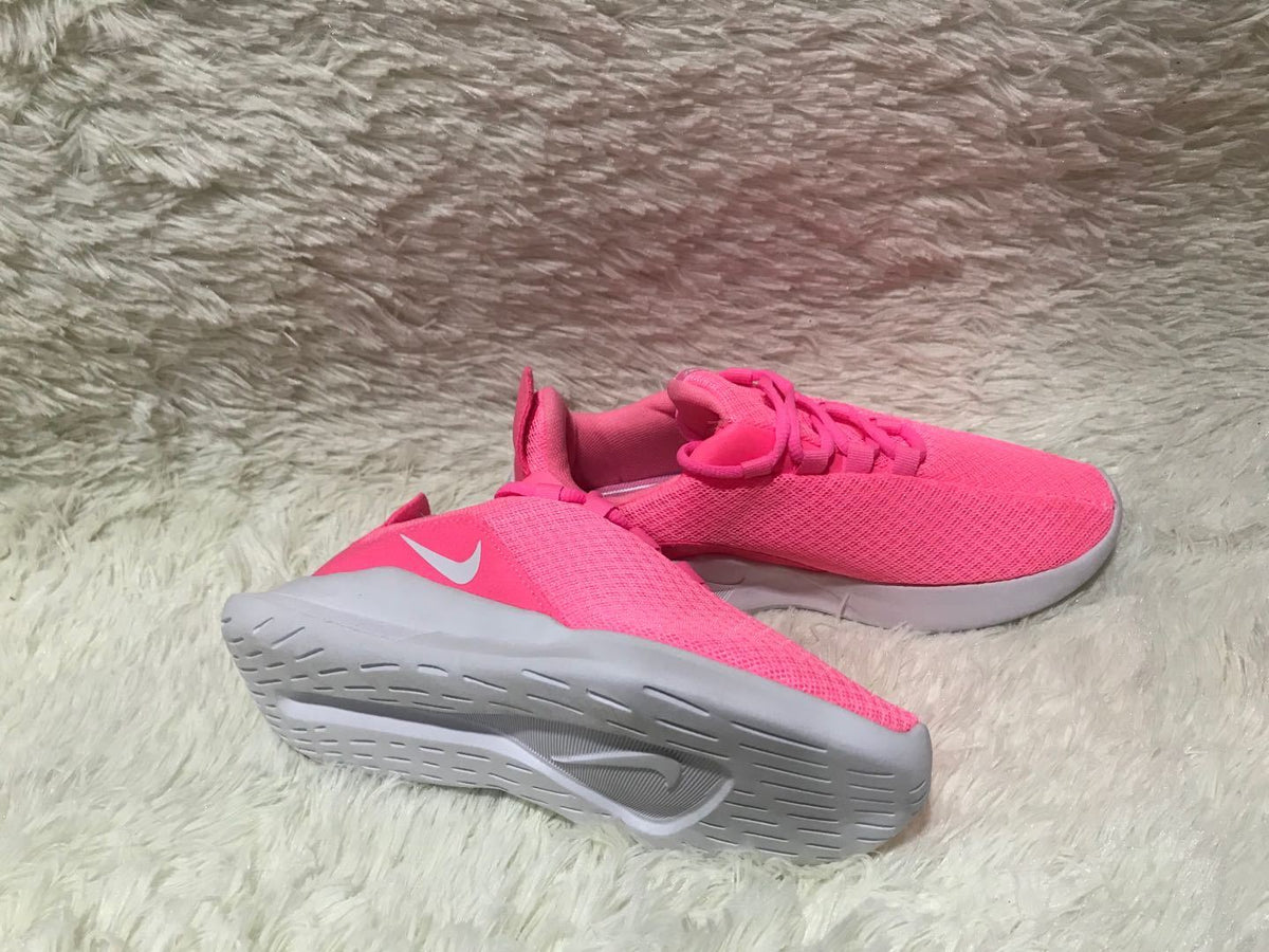 Nike Lunarlon 5 Running Sneakers in Pink and White