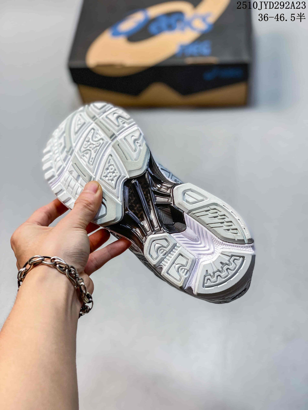 ASICS GEL-Nimbus 10.1 Silver Running Sneakers