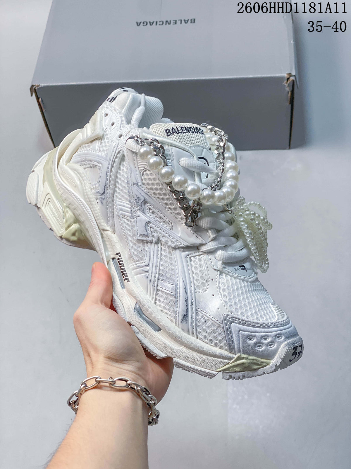Balenciaga Runner Gradient Low-Top Sneakers, White
