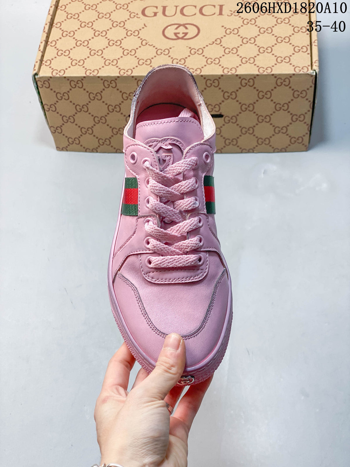 Gucci Pink Retro Low-Top Sneakers with Web Stripe 2606HXD1820A10