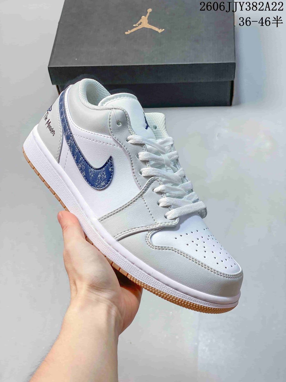 Jordan Air Jordan 1 Low Retro Sneakers
