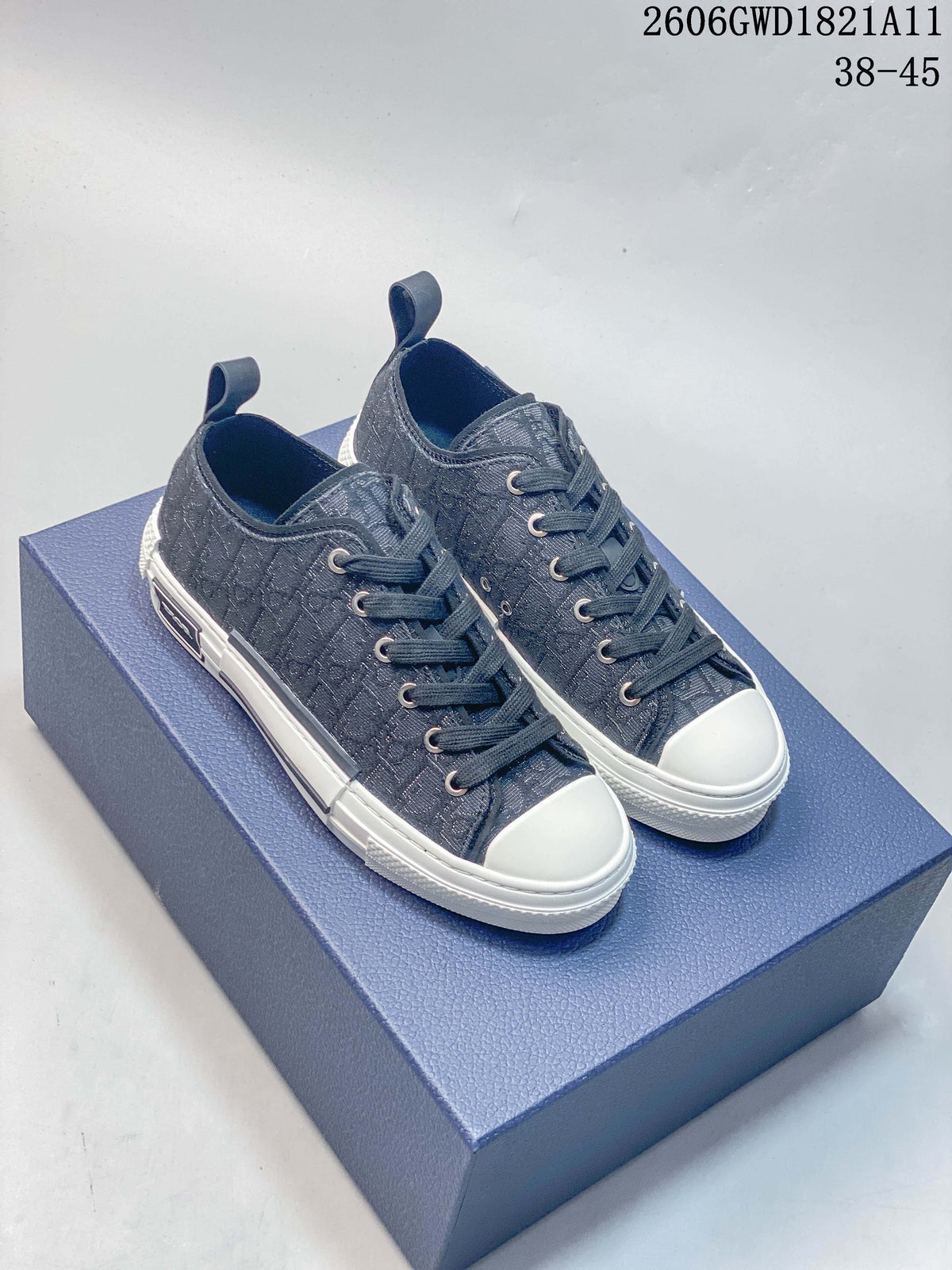 Dior B23 Low-Top Sneakers in Gray