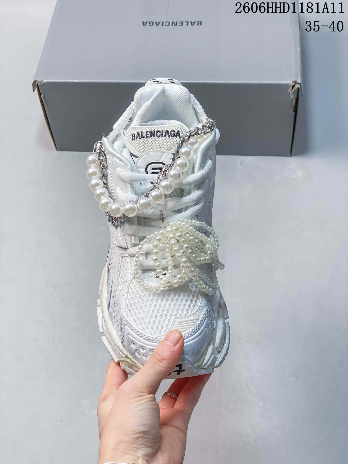 Balenciaga Runner Gradient Low-Top Sneakers, White