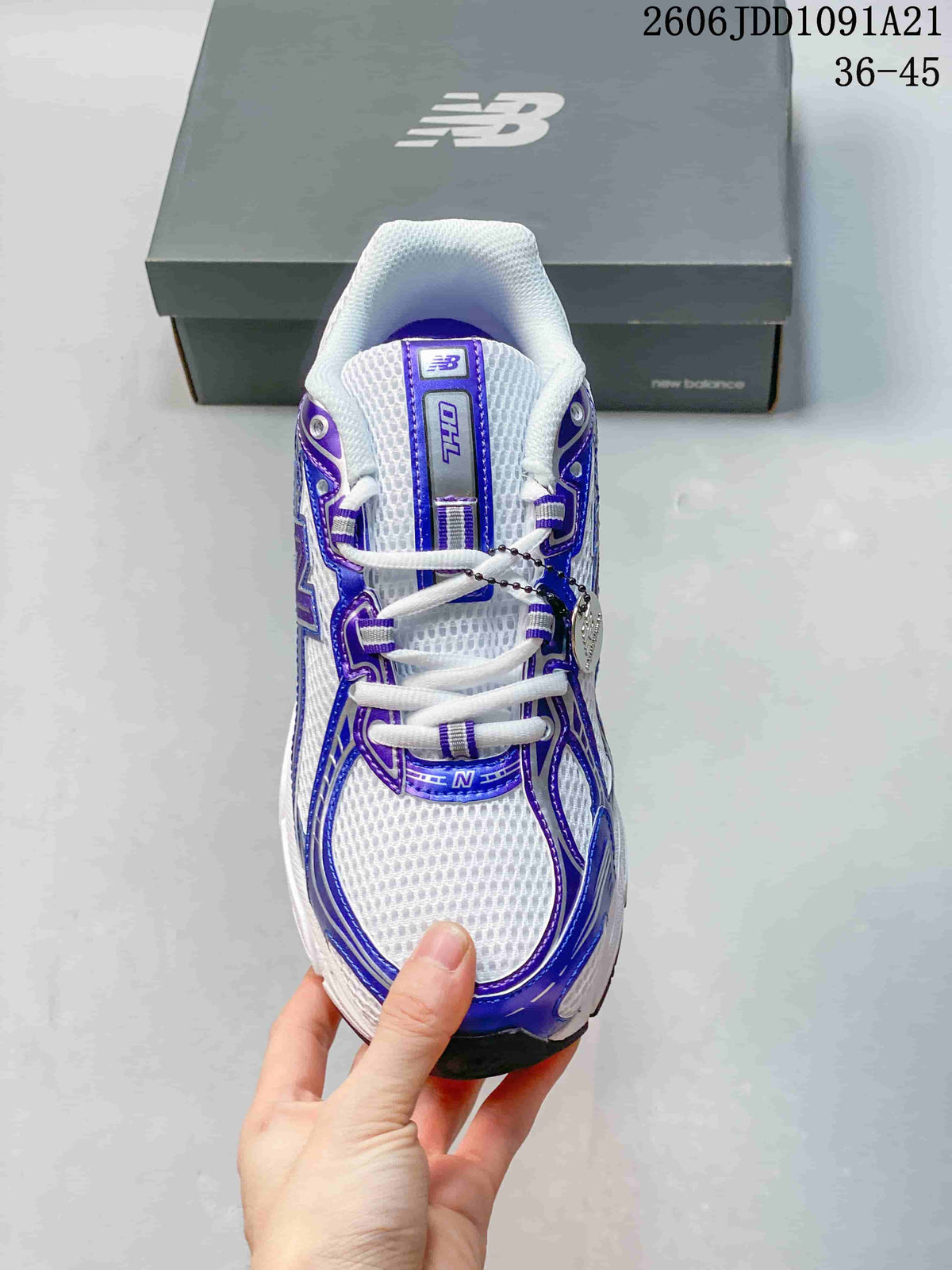 New Balance 740 Sneakers in White and Blue, U740BM2