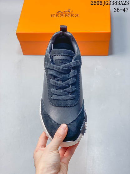 Hermès Low-Top Sneakers in Navy and White